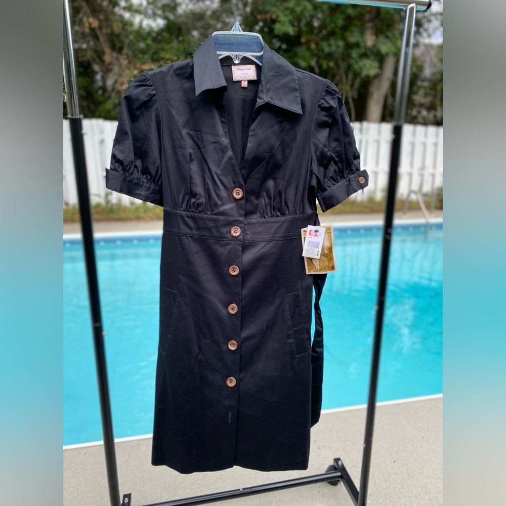 Adorable Button-up Dress - New with Tags - Size 6